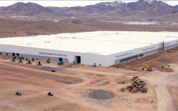 特斯拉Semi电动卡车即将量产，期待已久，终于来临！