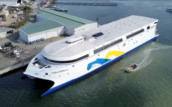 全球最大纯电动船在澳洲下水，重磅光电池驱动，重量达250吨