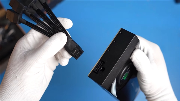 RTX 4090 48GB拆解与实测，噪音问题亟待解决-图5