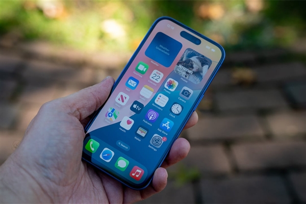 独家揭秘,iPhone 18系列全面自研基带,高通遗憾出局-图1 独家揭秘,iPhone 18系列全面自研基带,高通遗憾出局-图1