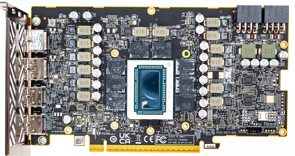 AMD公版RX 9070 XT全方位曝光与拆解,熟悉的设计风采-图5 AMD公版RX 9070 XT全方位曝光与拆解,熟悉的设计风采-图5