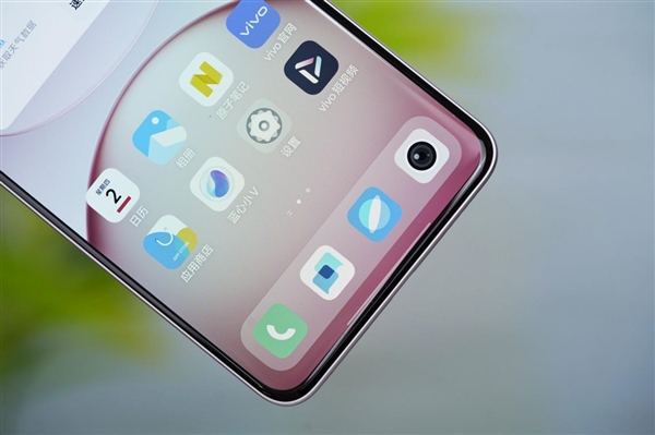vivo Y300 Pro+强大7300mAh电池手机图赏-图9