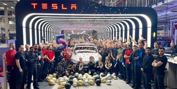特斯拉柏林超级工厂第50万辆Model Y成功下线,新里程碑诞生-图1 特斯拉柏林超级工厂第50万辆Model Y成功下线,新里程碑诞生-图1