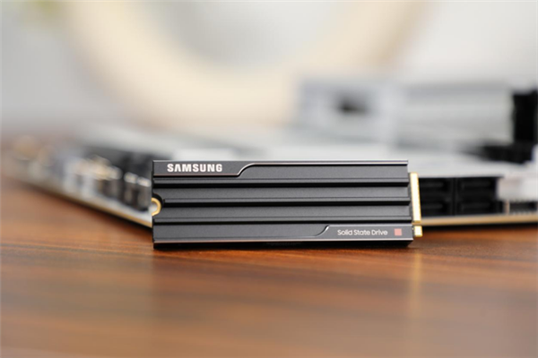 三星9100 PRO固态硬盘PCIe 5.0实测，旗舰教科书典范-图5