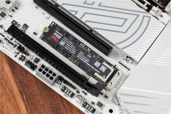 三星9100 PRO固态硬盘PCIe 5.0实测，旗舰教科书典范-图26