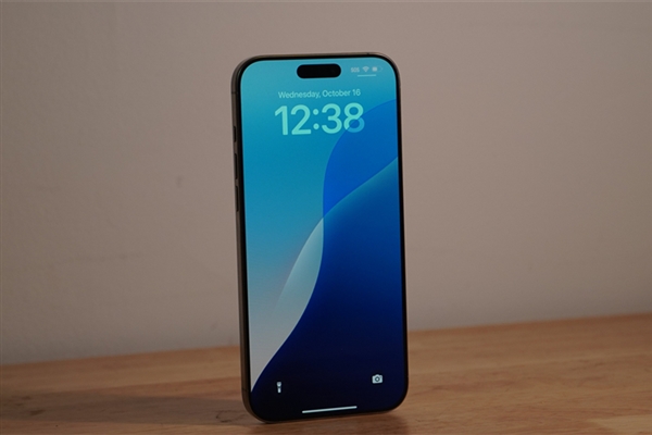 iOS 18.4出错,卸载应用意外重现手机上-图2 iOS 18.4出错,卸载应用意外重现手机上-图2
