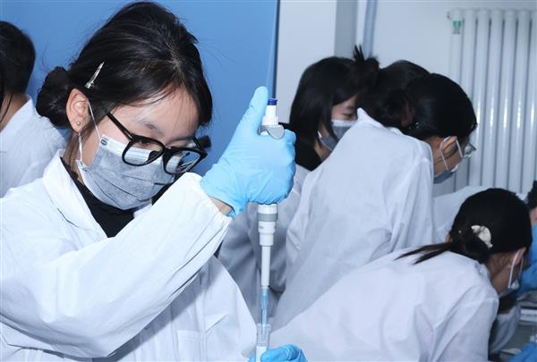 三星STEM GIRLS,点亮未来梦想的科技之光-图2 三星STEM GIRLS,点亮未来梦想的科技之光-图2