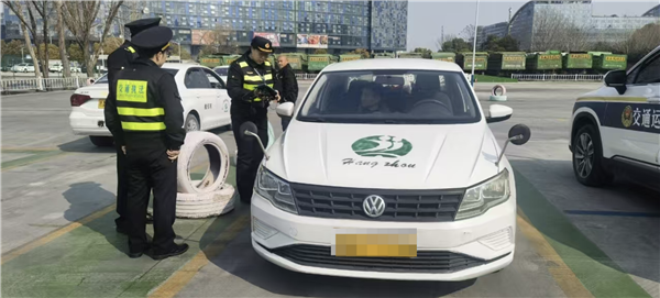 抖音生活服务联合杭州市交通运输执法队启动驾培领域网络招生治理行动-图1