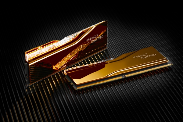 芝奇发布全球首款豪华内存,128GB DDR5-8000内存重磅登场-图1 芝奇发布全球首款豪华内存,128GB DDR5-8000内存重磅登场-图1