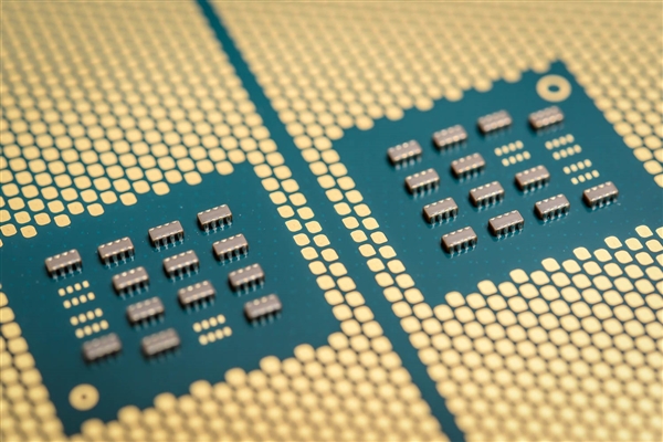 特朗普宣布芯片关税即将实施，CPU、GPU价格或将大幅上涨-图1