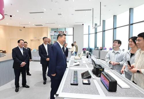 科技赋能发展,Z·Pilot AI黑科技体验店亮相新闻联播-图3 科技赋能发展,Z·Pilot AI黑科技体验店亮相新闻联播-图3