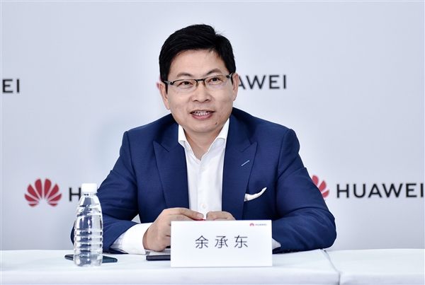 华为鸿蒙新版来袭,自研操作系统引领中国手机创新浪潮,概念股掀涨停潮-图1 华为鸿蒙新版来袭,自研操作系统引领中国手机创新浪潮,概念股掀涨停潮-图1