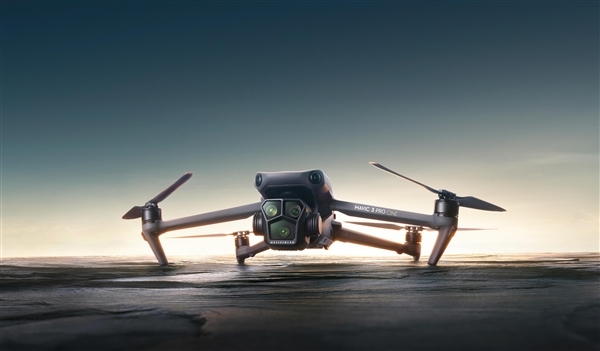 大疆新品发布会定档5月13日,全新Mavic 4 Pro无人机震撼登场-图2 大疆新品发布会定档5月13日,全新Mavic 4 Pro无人机震撼登场-图2