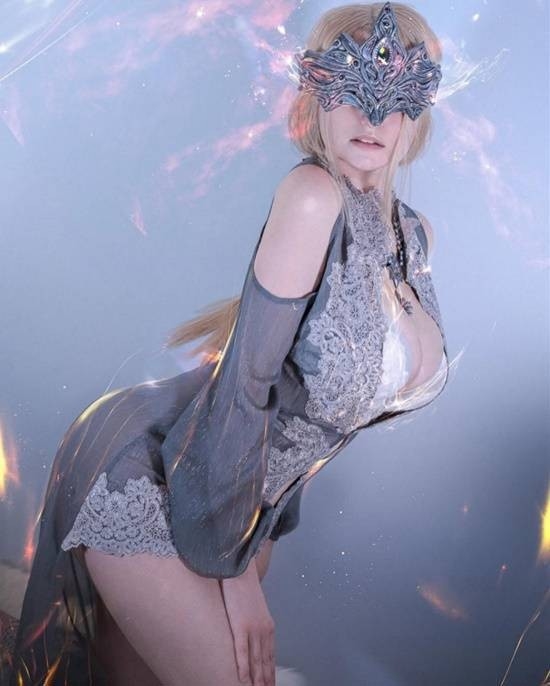 美国小姐姐惊艳Cosplay黑暗之魂3防火女,火辣身材成焦点-图1 美国小姐姐惊艳Cosplay黑暗之魂3防火女,火辣身材成焦点-图1