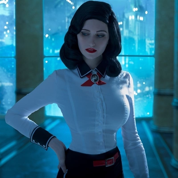 美国小姐姐惊艳Cosplay黑暗之魂3防火女,火辣身材成焦点-图7 美国小姐姐惊艳Cosplay黑暗之魂3防火女,火辣身材成焦点-图7