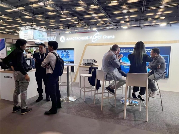 光峰科技荣获绿色先锋企业称号,领航行业绿色发展之路-图2 光峰科技荣获绿色先锋企业称号,领航行业绿色发展之路-图2