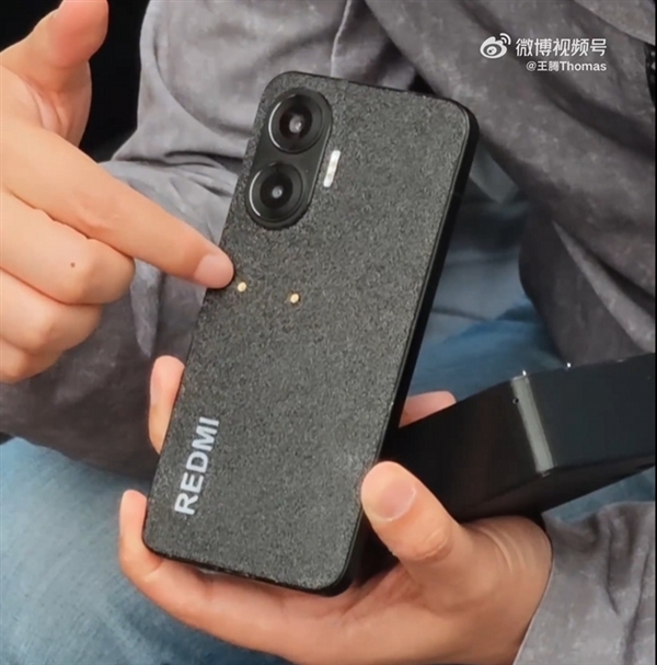 王腾爆改REDMI Turbo 4 Pro,手机变身充电神器,烧水壶、电风扇也能用电取力-图1 王腾爆改REDMI Turbo 4 Pro,手机变身充电神器,烧水壶、电风扇也能用电取力-图1