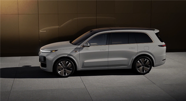 焕新版理想L9上市，40万级家用SUV标杆，售价40.98万起-图9