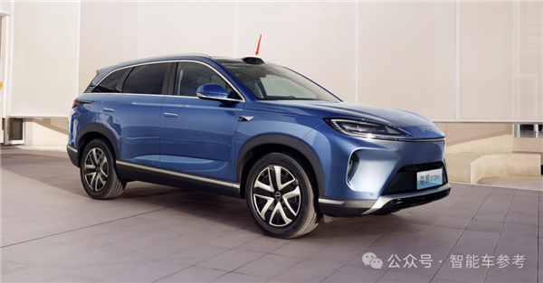 比亚迪联手大疆推出停机坪奶爸车,售价仅17万起!-图1 比亚迪联手大疆推出停机坪奶爸车,售价仅17万起!-图1