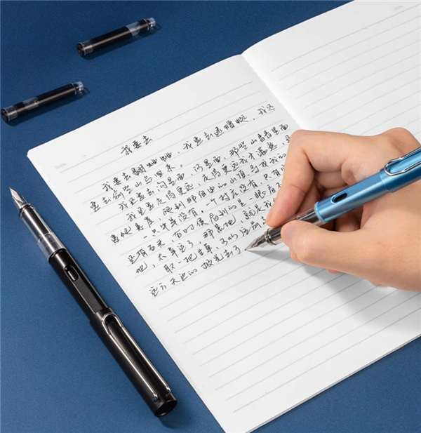 得力可视墨量钢笔7.9元大促,赠送墨囊活动启动!-图2 得力可视墨量钢笔7.9元大促,赠送墨囊活动启动!-图2