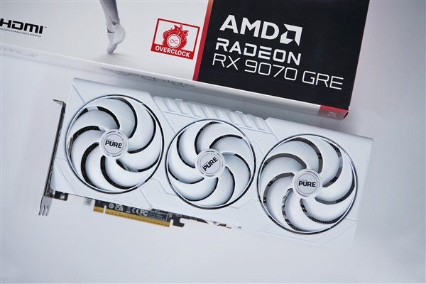 蓝宝石RX 9070超越RTX 5060 Ti，全新GRE GAMING OC 12GB DUAL显卡图赏亮相！-图3